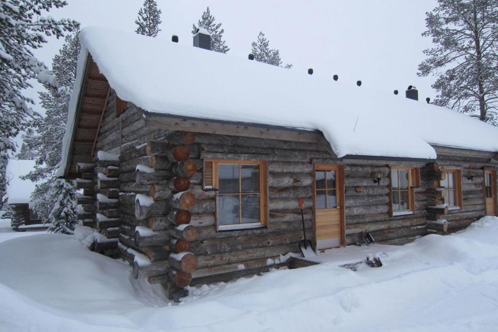 Lost Inn Cabins Akaslompolo Bilik gambar